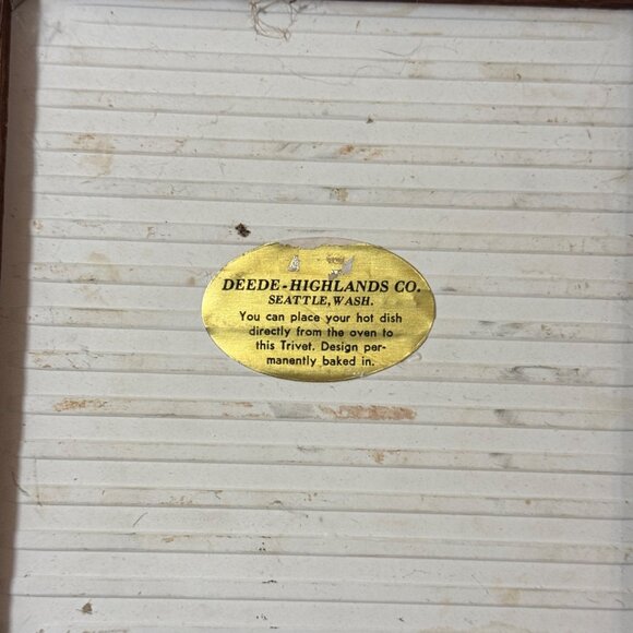 Vintage Deede-Highlands Co.Wooden Framed Ceramic Trivet With Windmill Landscape - Picture 5 of 7